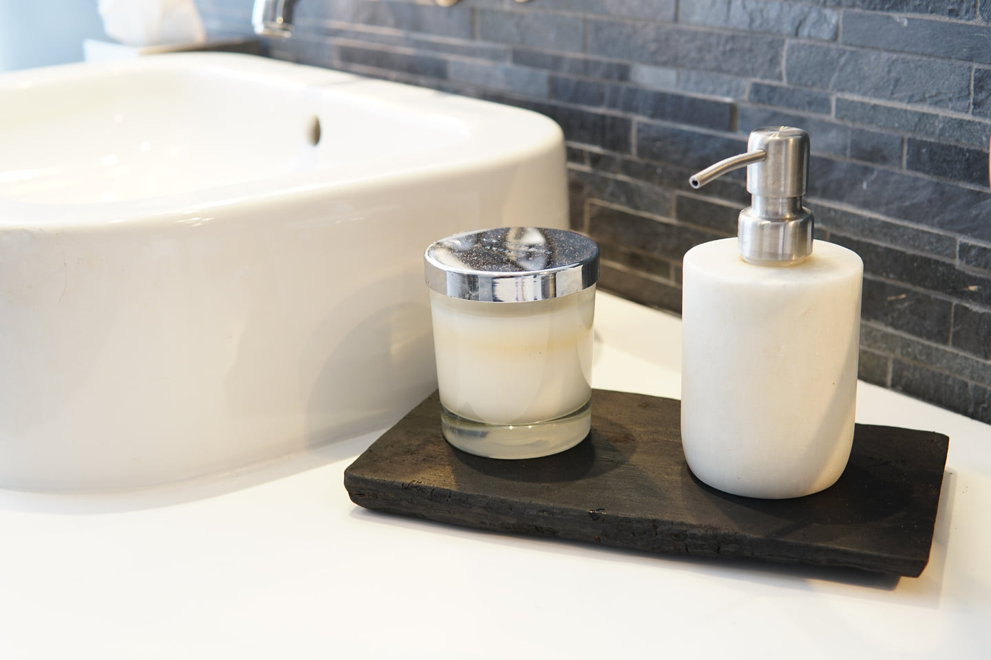 Yakisugi Bath Valet