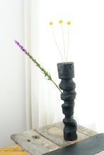 Load image into Gallery viewer, Crankshaft of Babel Vase
