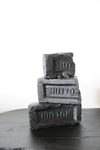Load image into Gallery viewer, Hut, Hutto, Hutton
